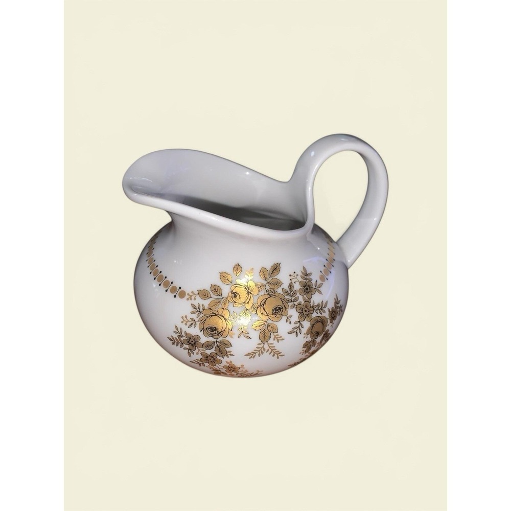 Vintage W. Germany Seltmann Weiden-E. porcelain Patricia Small Creamer